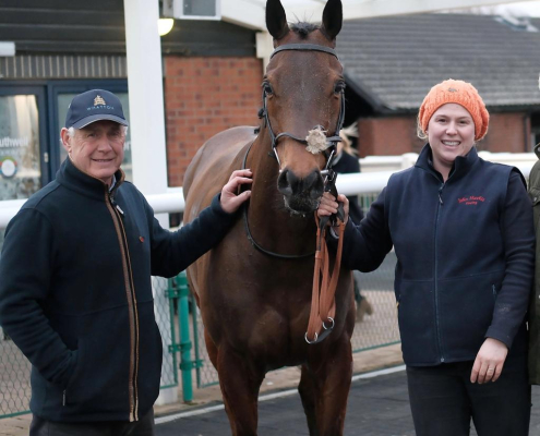 Picture of Swinging London after his race at Southwell